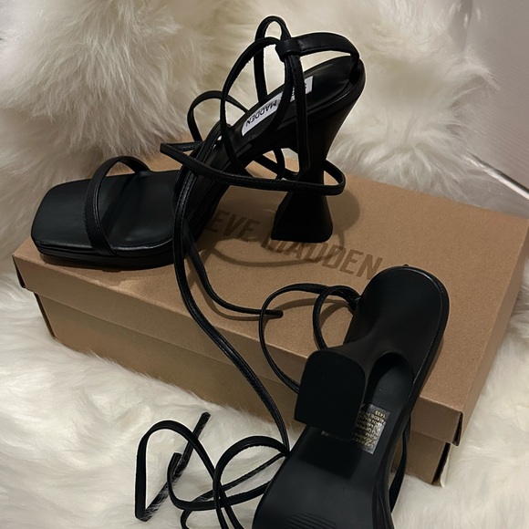Steve Madden Shoes - NEW LAFAYETTE BLACK HEELS